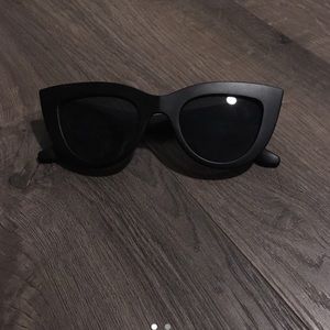 Cat eye sunglasses
